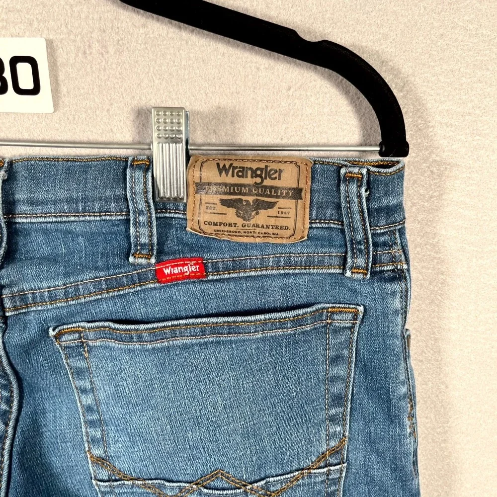 Wrangler Straight Fit Jeans Mens 34x32 Blue Denim Cotton‎ Stretch Medium Wash